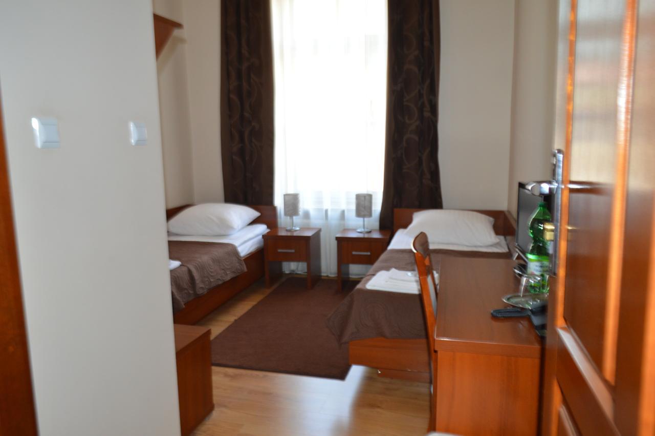 Hotel Srodmiejski Kielce Exterior foto