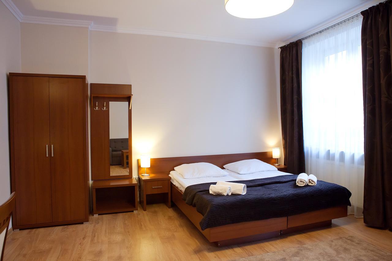 Hotel Srodmiejski Kielce Exterior foto